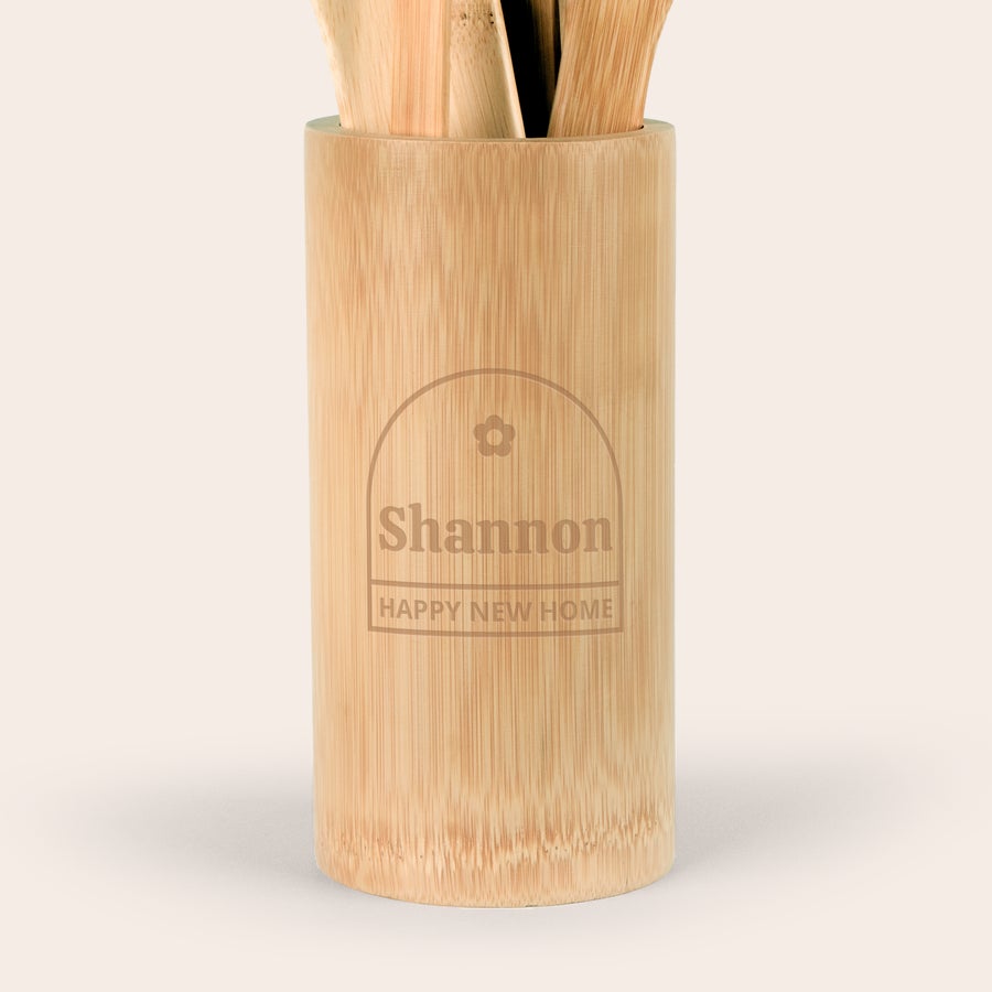 Utensilios de cocina de bambú personalizados. Utensilios de cocina de bambú personalizados.