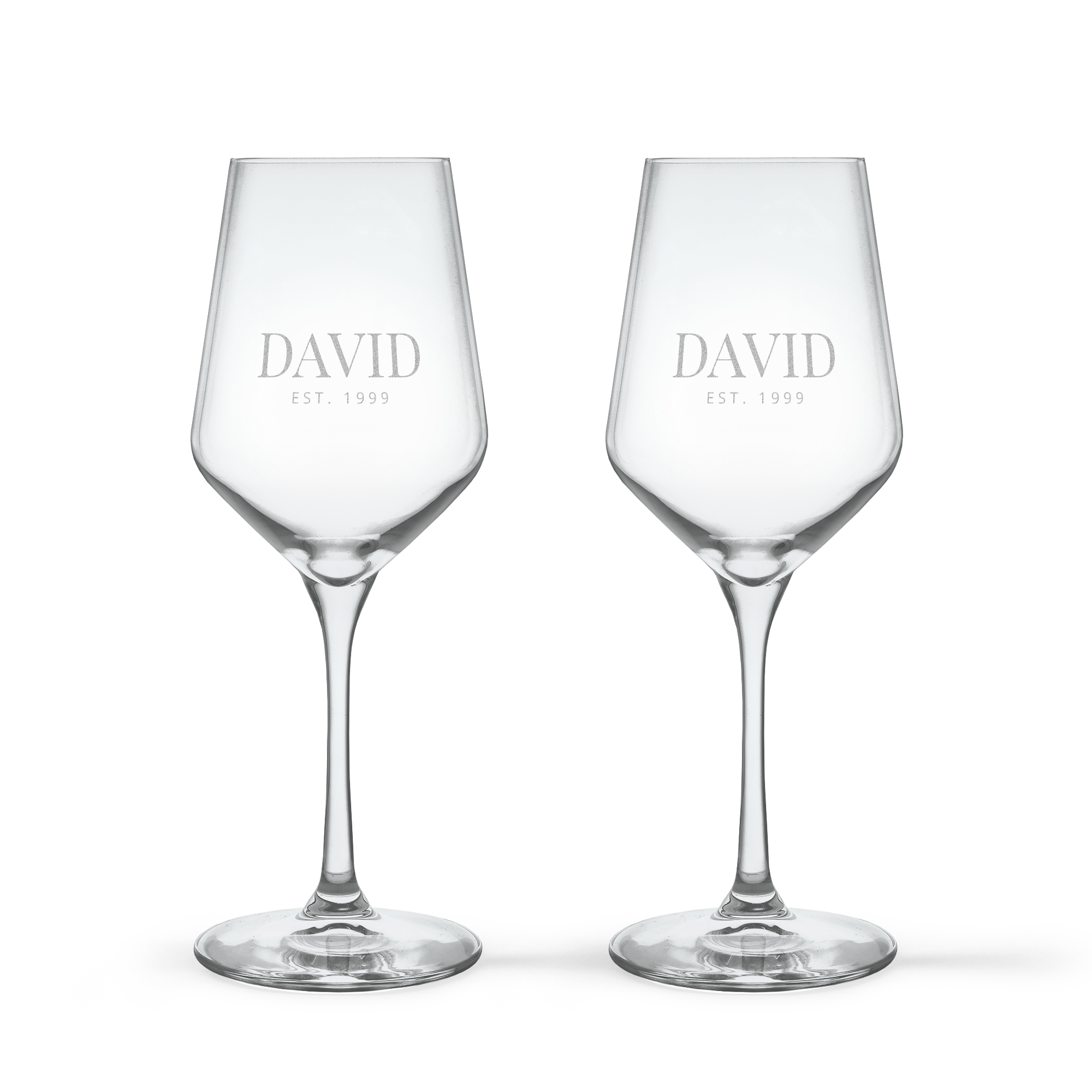 Două pahare de vin alb din cristal, gravate cu numele DAVID și textul EST. 1999