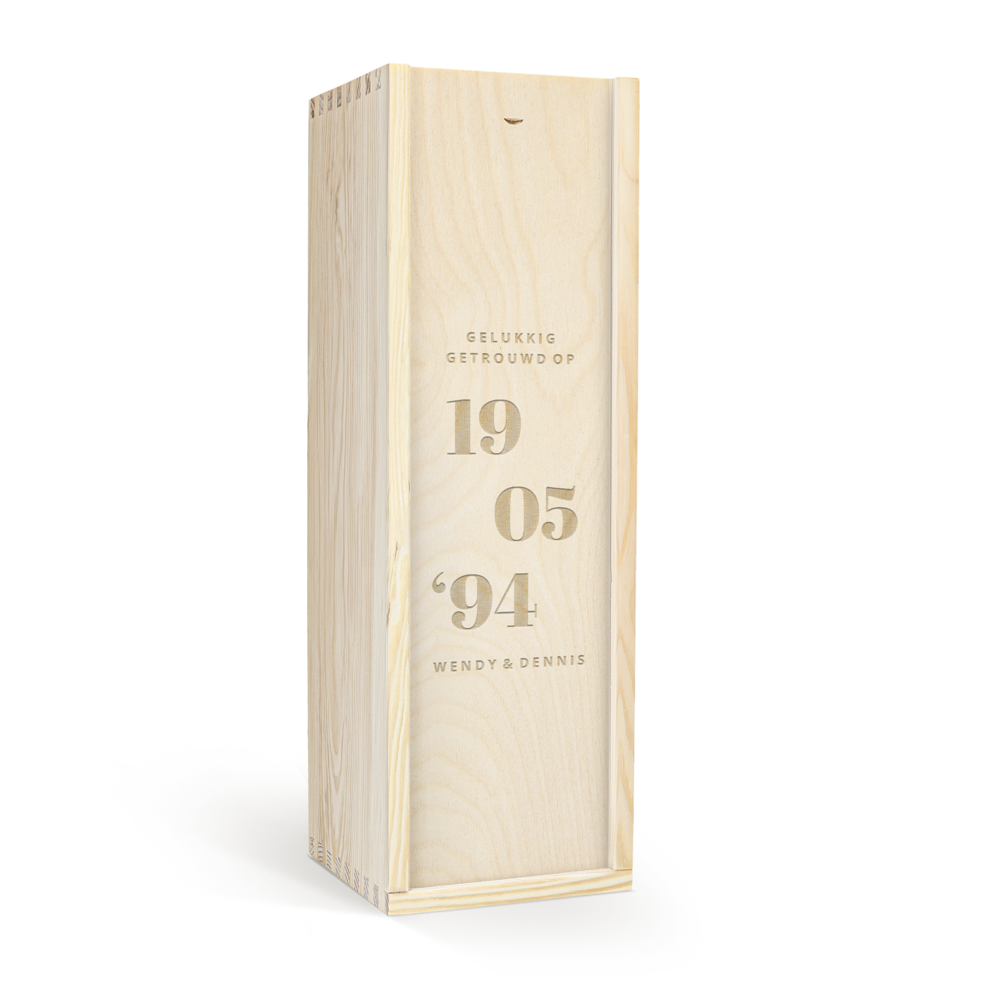 Caixa de presente personalizada para vinho tinto Ramon Bilbao Crianza, gravada com nomes e data.