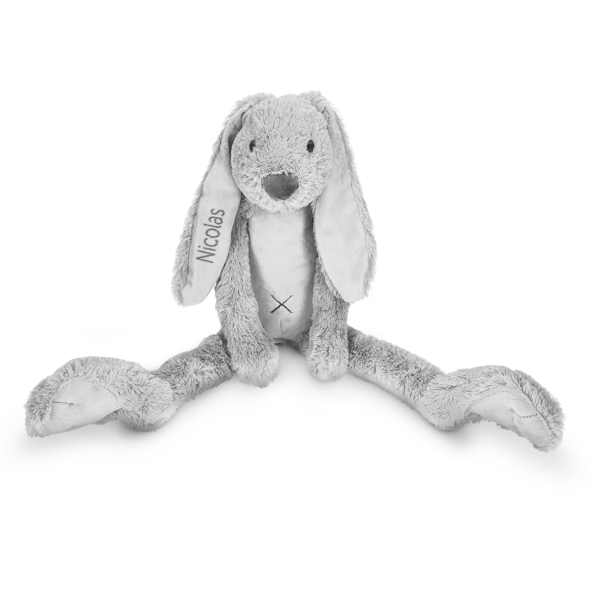 Doudou lapin gris personnalisé avec le prénom Nicolas brodé sur son oreille un cadeau câlin
