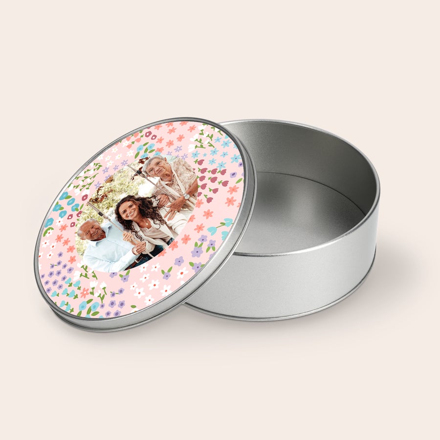 Caja de lata personalizada Lata de recuerdos redonda con foto impresa de una familia y patrón floral.