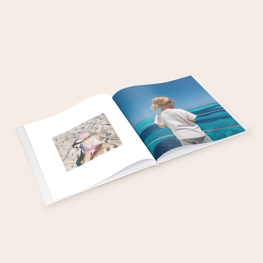 Álbum de fotos personalizado - 29,5 x 29,5 cm - Capa dura - Férias Álbum de fotos personalizado - 29,5 x 29,5 cm - Capa dura - Férias