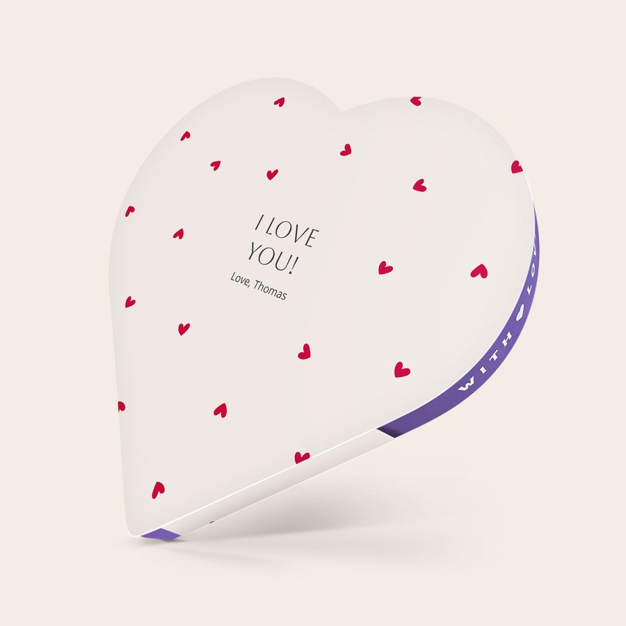 Milka čokoládové srdce Personalizovaná krabička na čokoládu v tvare srdca s nápisom I LOVE YOU a menom Tomáš.
