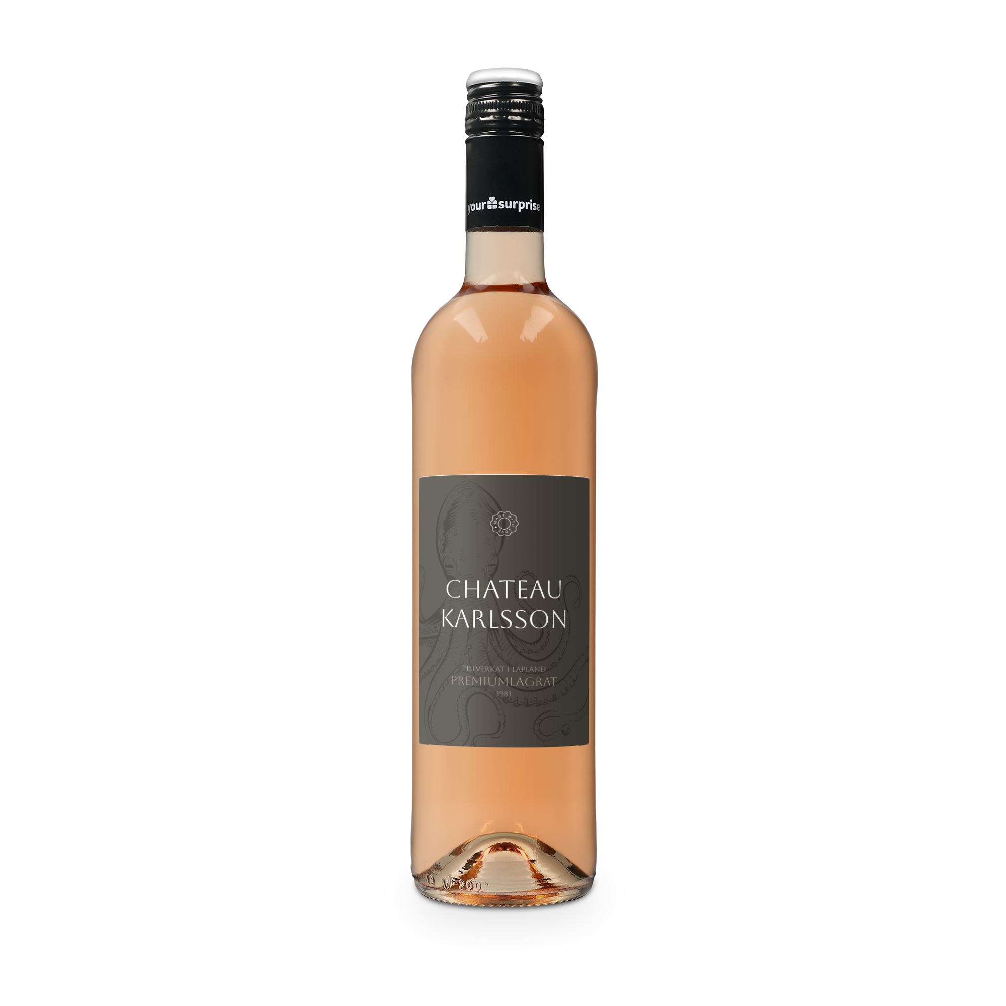 Rosévinflaska med personlig etikett tryckt med texten "Chateau Karlsson" och en illustration av en bläckfisk. Vem överraskar du med en flaska rosévin med en personlig etikett?