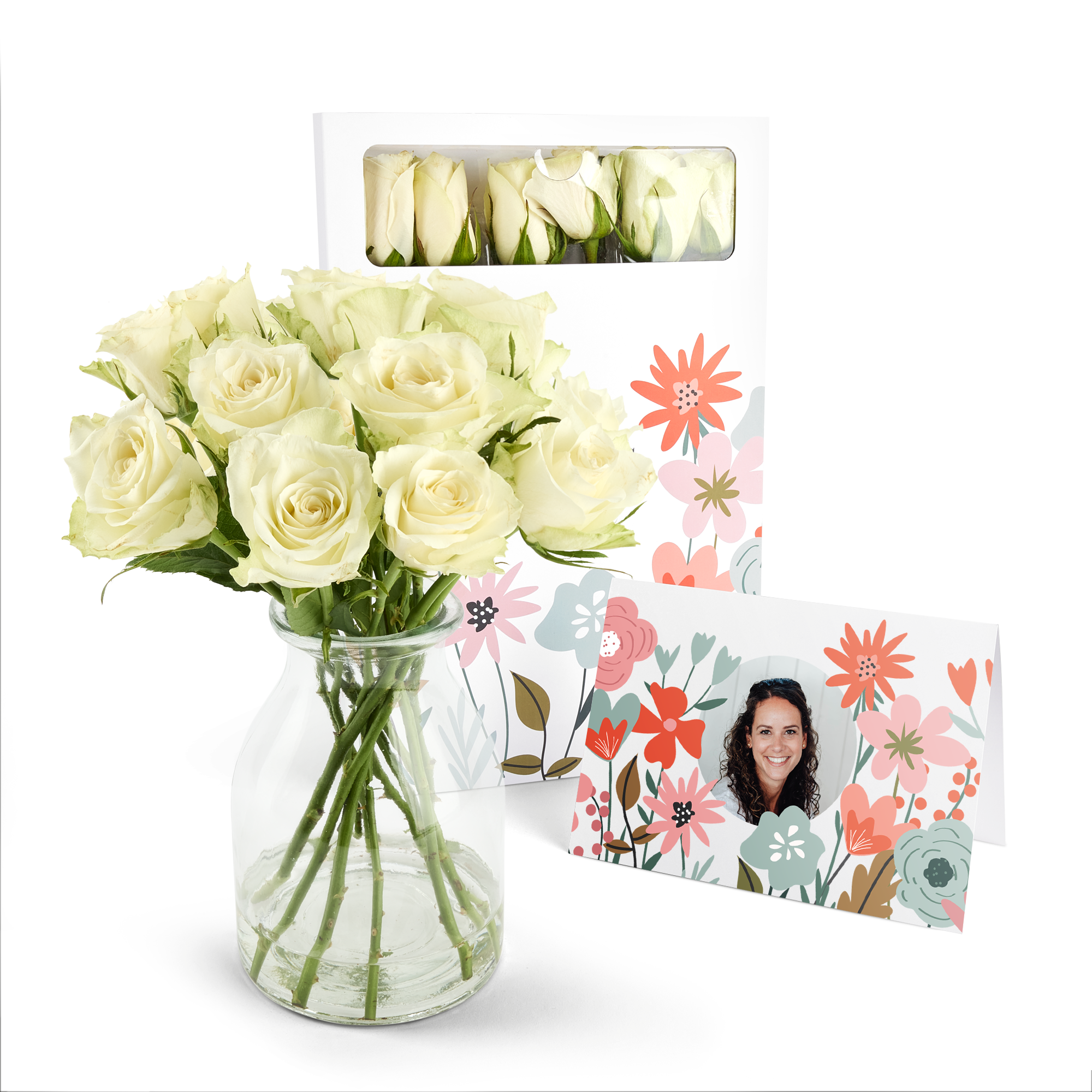 Witte brievenbusbloemen en een unieke wenskaart met eigen foto, gedrukt met bloemendesign.