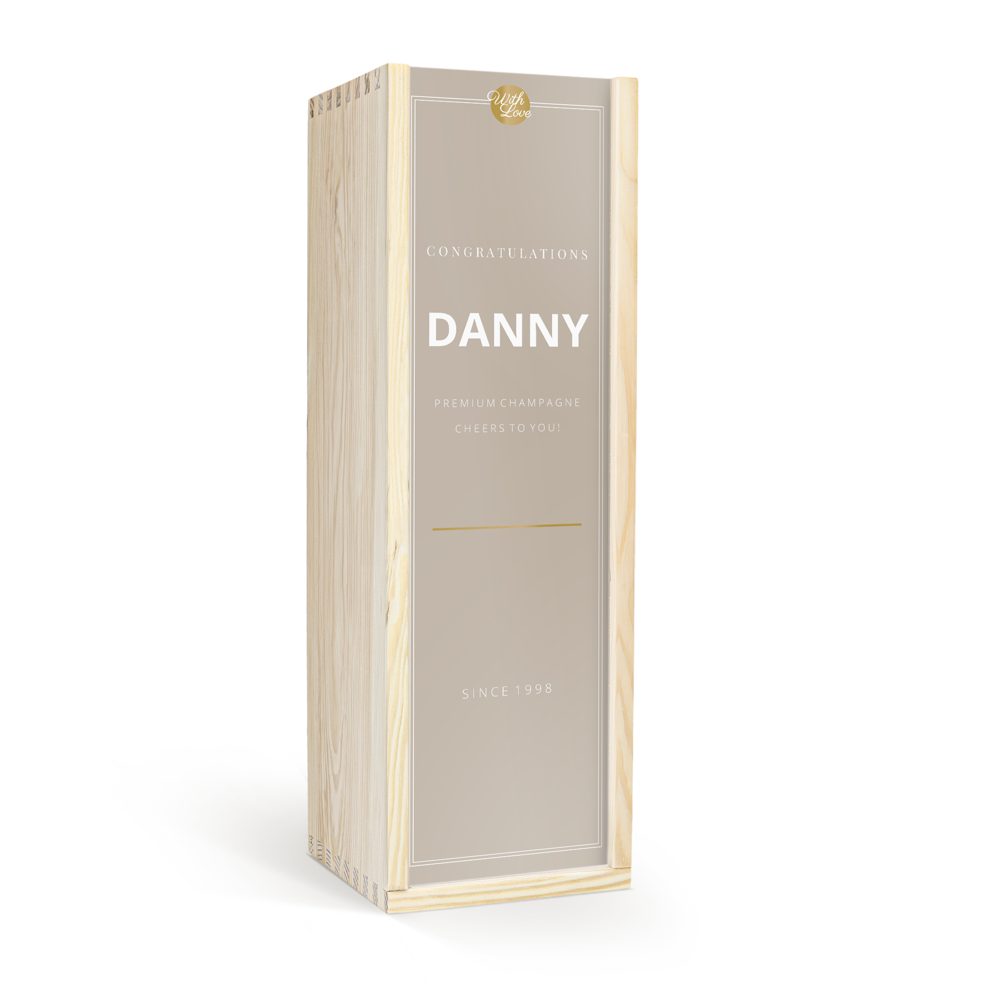 Caja de madera personalizada con champán Moët et Chandon, impresa con el nombre Danny y el texto "Congratulations".