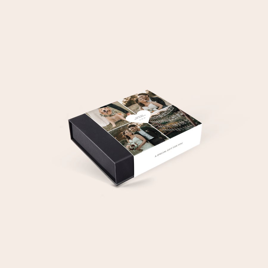 Personalised deluxe chocolates gift box - Love - 9 pcs Personalised deluxe chocolates gift box - Love - 9 pcs