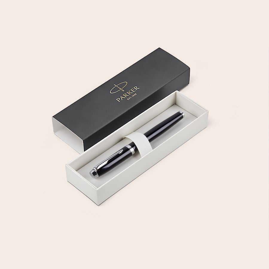 Parker - IM - engraved pen Black Parker IM fountain pen in a gift box, ready to be engraved with a name or other text