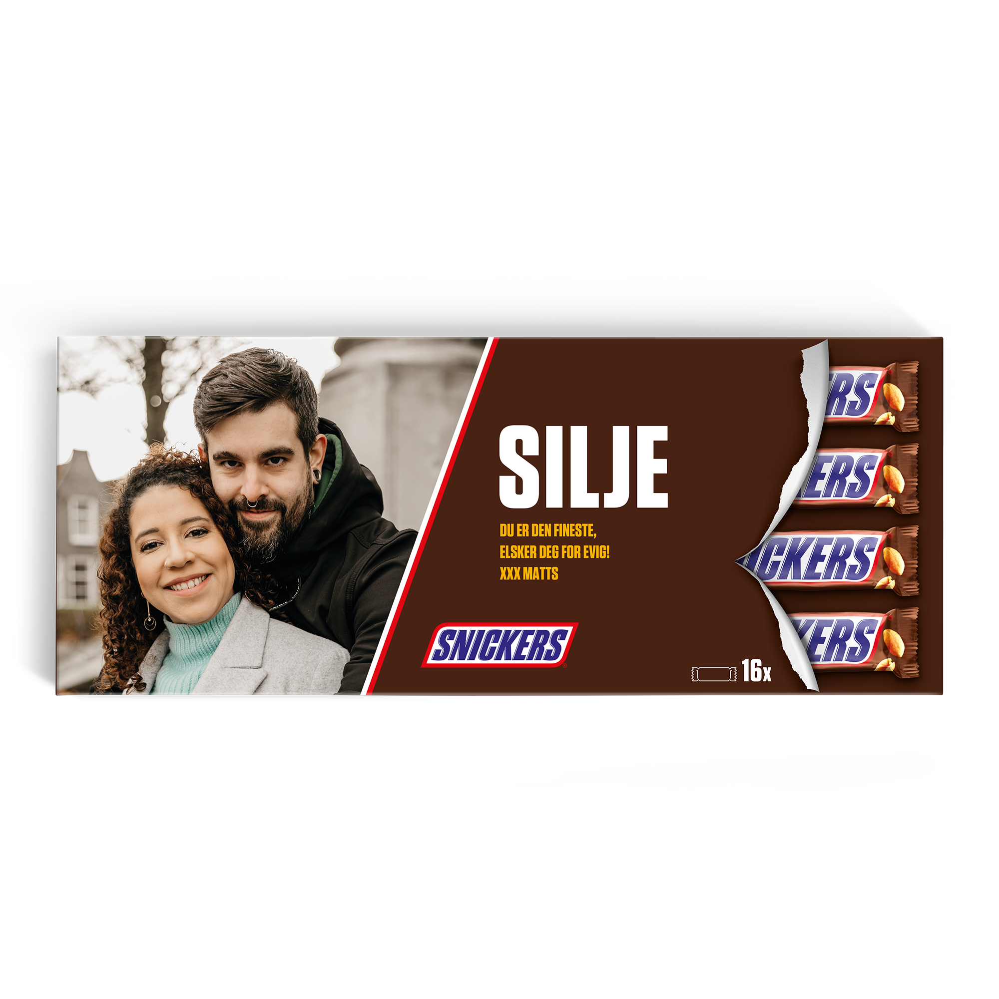 En personlig XXL Snickers-sjokolade med bilde av et par, trykt navn Silje og melding