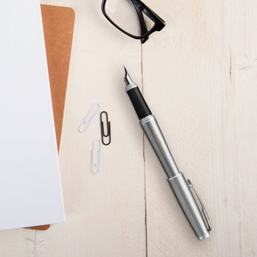 Personalised fountain pen - Parker - Urban - Silver - Right-handed Personalised fountain pen - Parker - Urban - Silver - Right-handed