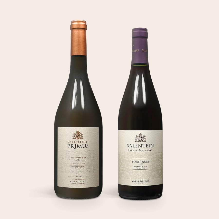 Vinpaket i graverad låda - Salentein Primus Malbec och Chardonnay Två Salentein vinflaskor, vit Chardonnay och röd Pinot Noir, i en personlig graverad vinlåda för att överraska någon.