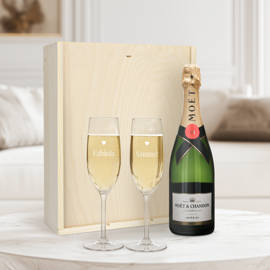 Personalised Moët et Chandon gift set | YourSurprise