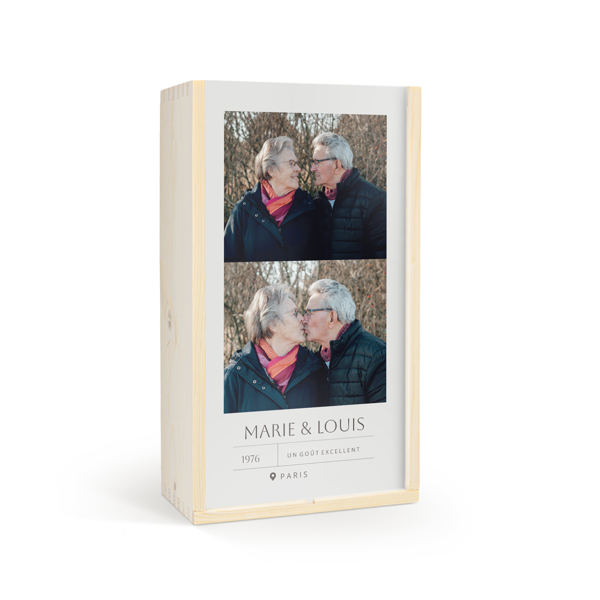 Coffret cadeau personnalisé avec deux photos et le texte "Marie & Louis", "1976", "Un goût excellent", "Paris" imprimé