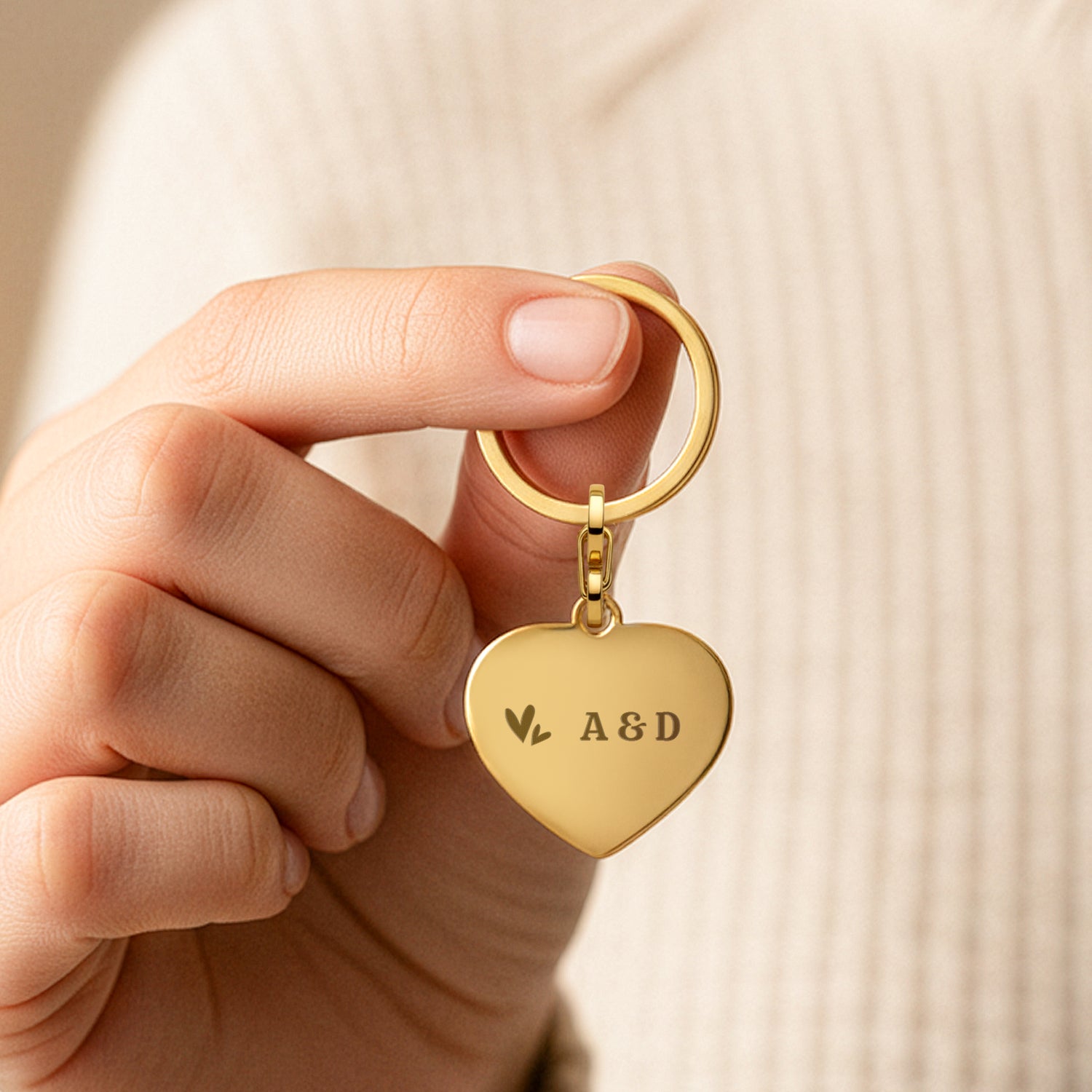 Kaiverrettu avaimenperä - Sydän - Kulta