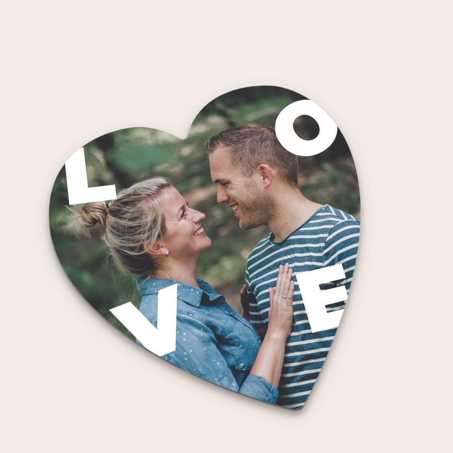 Coasters Coaster în formă de inimă personalizat cu fotografia unui cuplu zâmbitor și textul Love