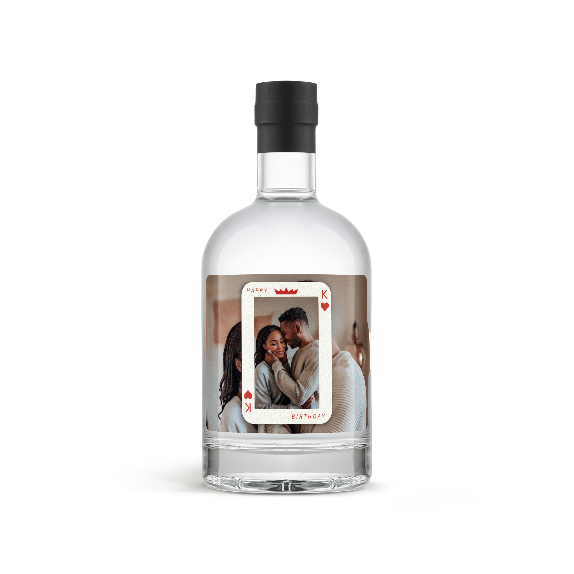 Personlig vodkaflaska med etikett tryckt med ett foto av ett par och texten Happy Birthday, en utsökt flaska med personlig etikett
