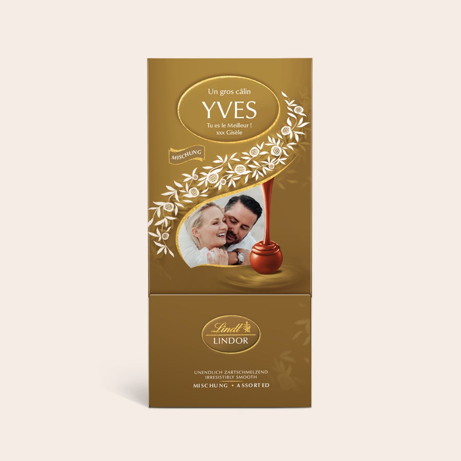 Lindt Dispenser Coffret cadeau personnalisé de chocolats Lindt Assorti, imprimé avec une photo et le message Un gros câlin YVES Tu es le Meilleur ! xxx Gisèle