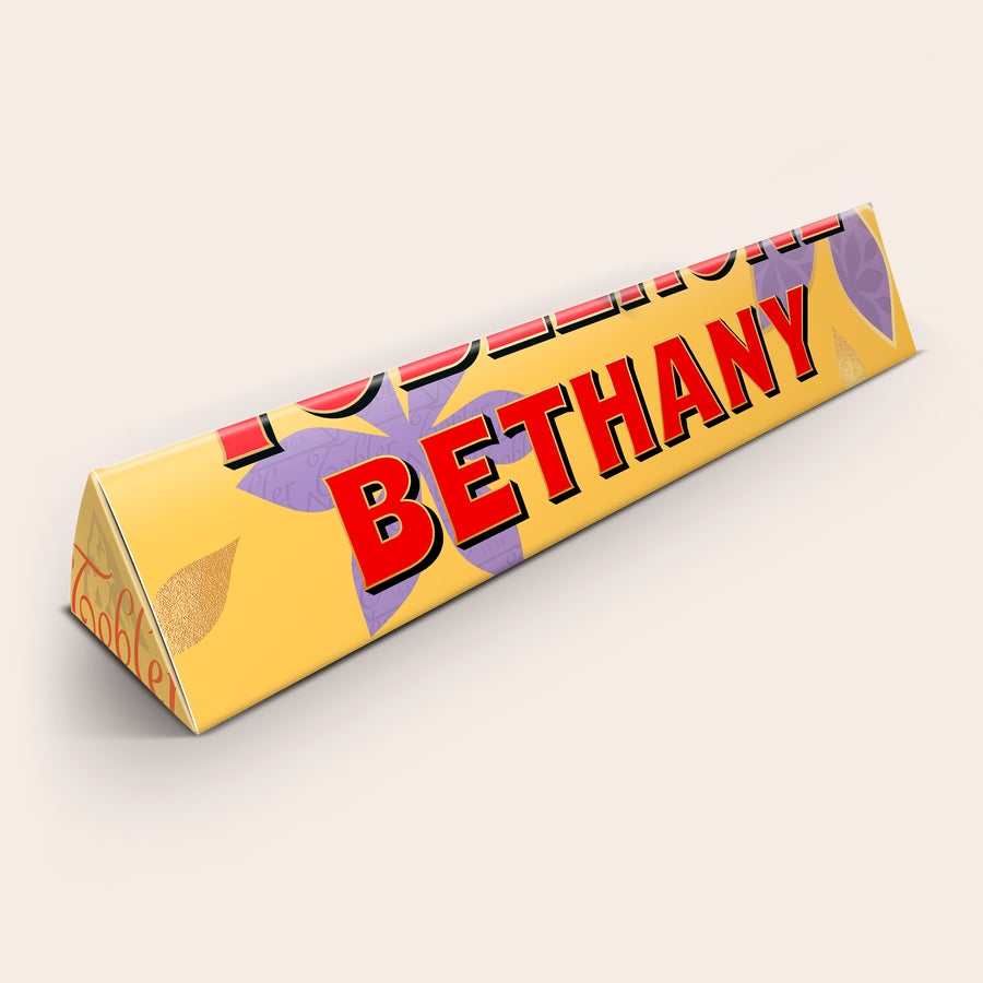 Ziua Mamei Toblerone Baton de ciocolată Toblerone personalizat, imprimat cu numele Bethany, ideal pentru mama