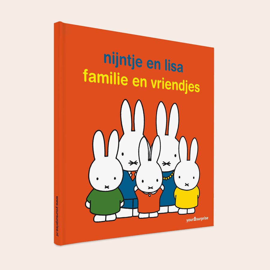 nijntje fotoboek met naam - familie en vriendjes Nijntje fotoboek gepersonaliseerd met eigen foto's, titel Nijntje en Lisa familie en vriendjes, dit nijntje boek tovert een lach op het gezicht van jouw kindje!