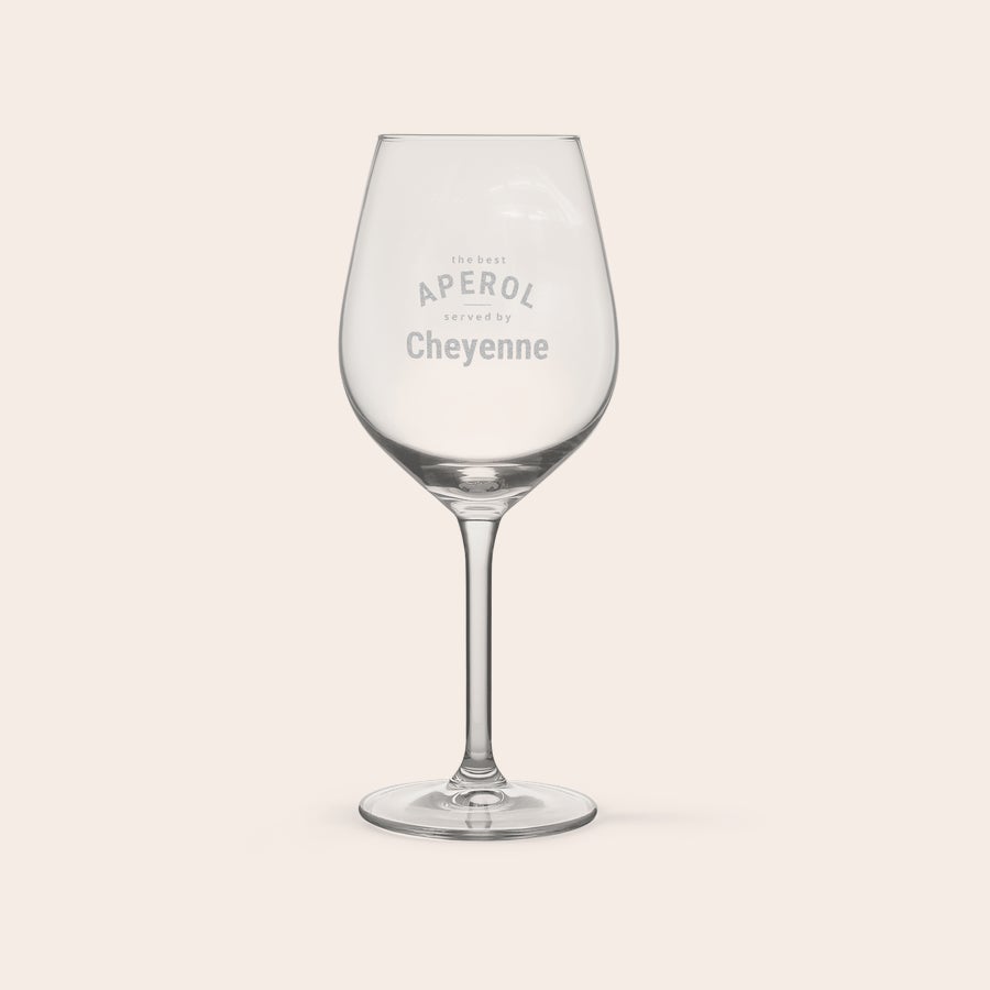 Regalo Aperol Spritz Copa de Aperol Spritz personalizada con la palabra "APÉROL" grabada y el nombre "Cheyenne", un regalo personalizado.