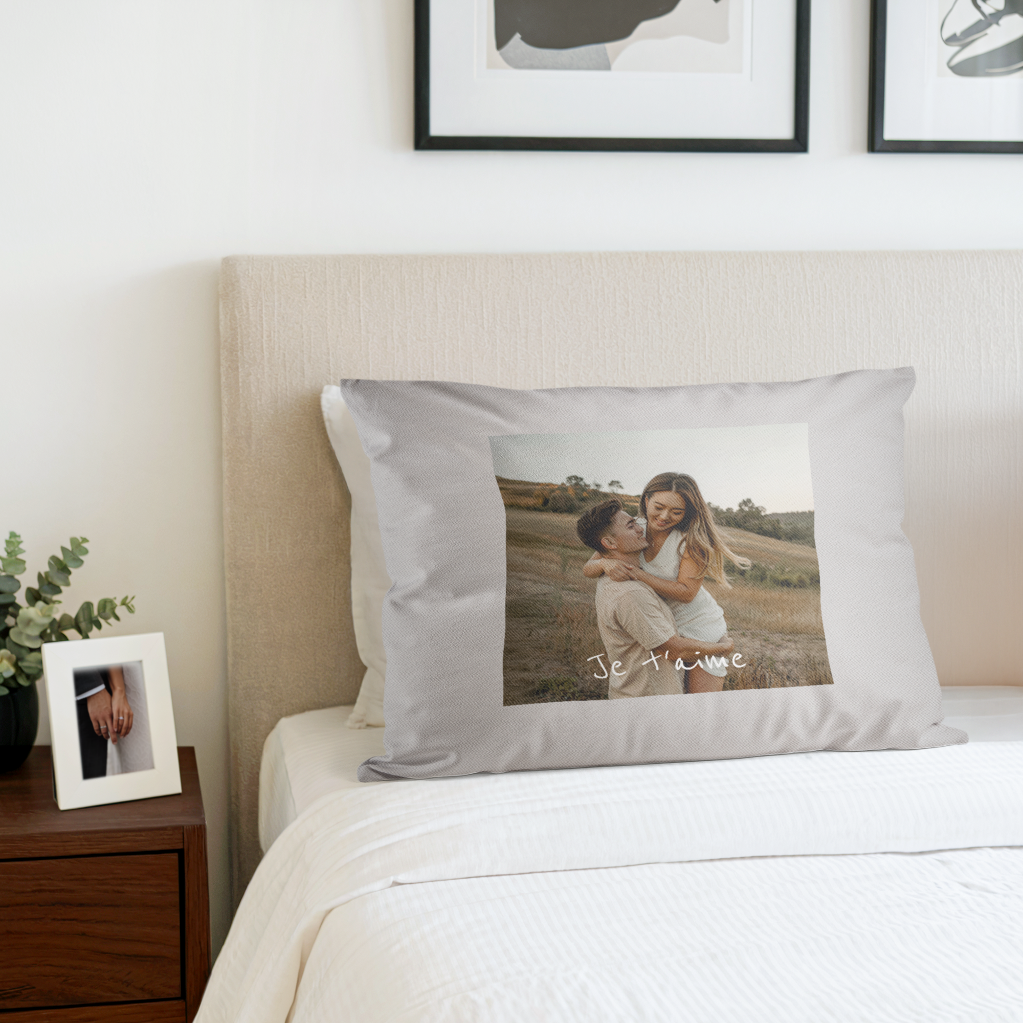 Housse de coussin couleur imprimée avec photo de couple et le texte Je t'aime