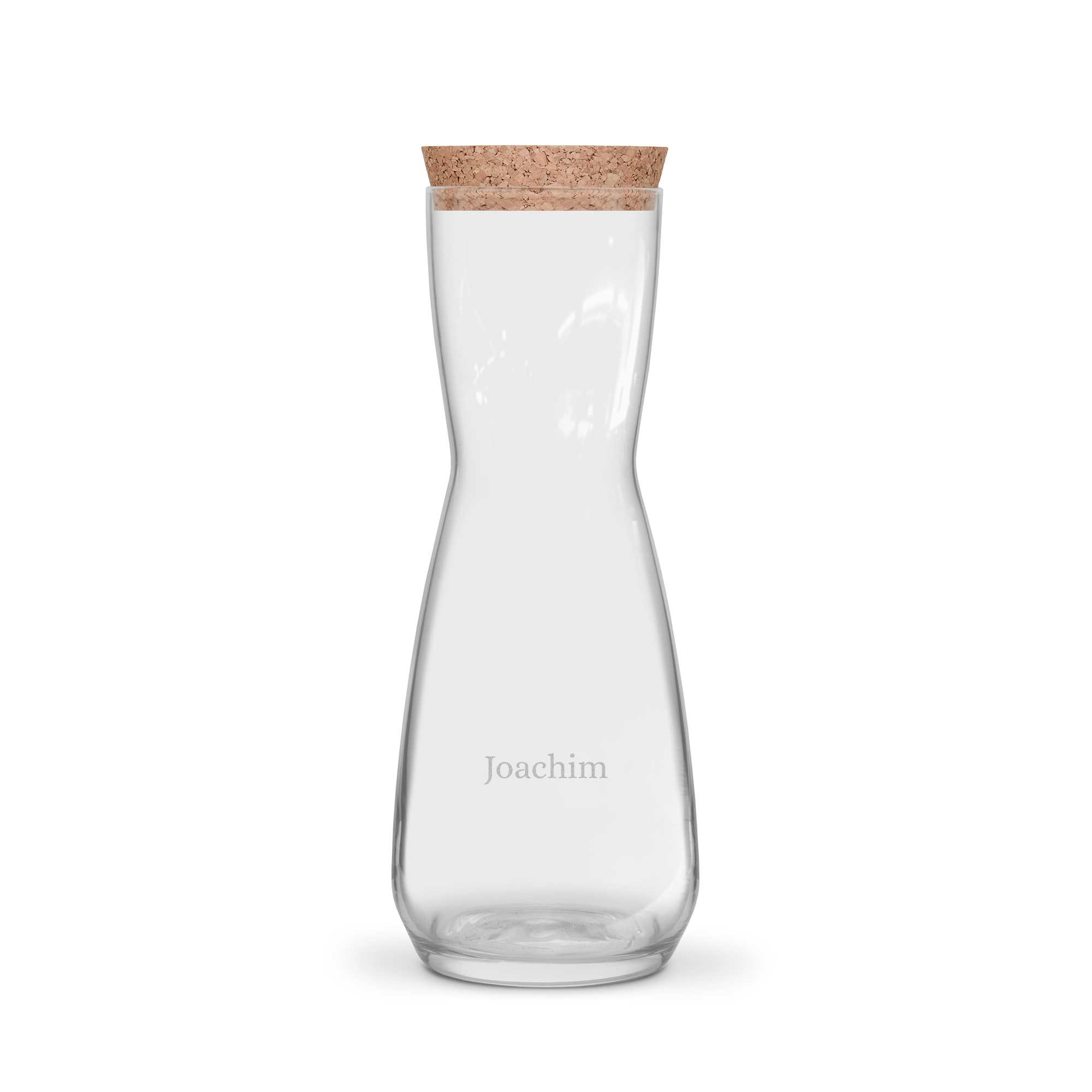 En graverad karaff med kork och namnet Joachim etsat i glaset. Servera din favoritdrink i denna fina graverade karaff.