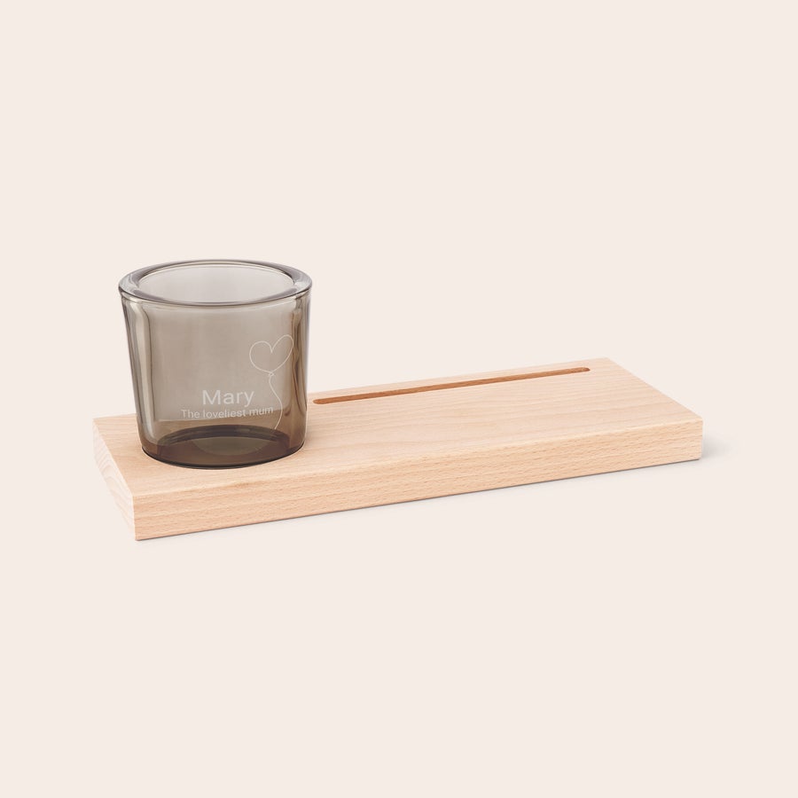 Wooden cardholder with personalised engraved candle holder Wooden cardholder with personalised engraved candle holder