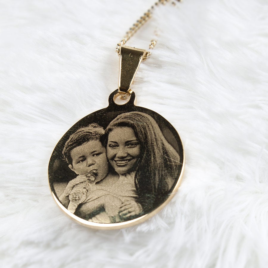 Pendentif gravé - Rond - Couleur or