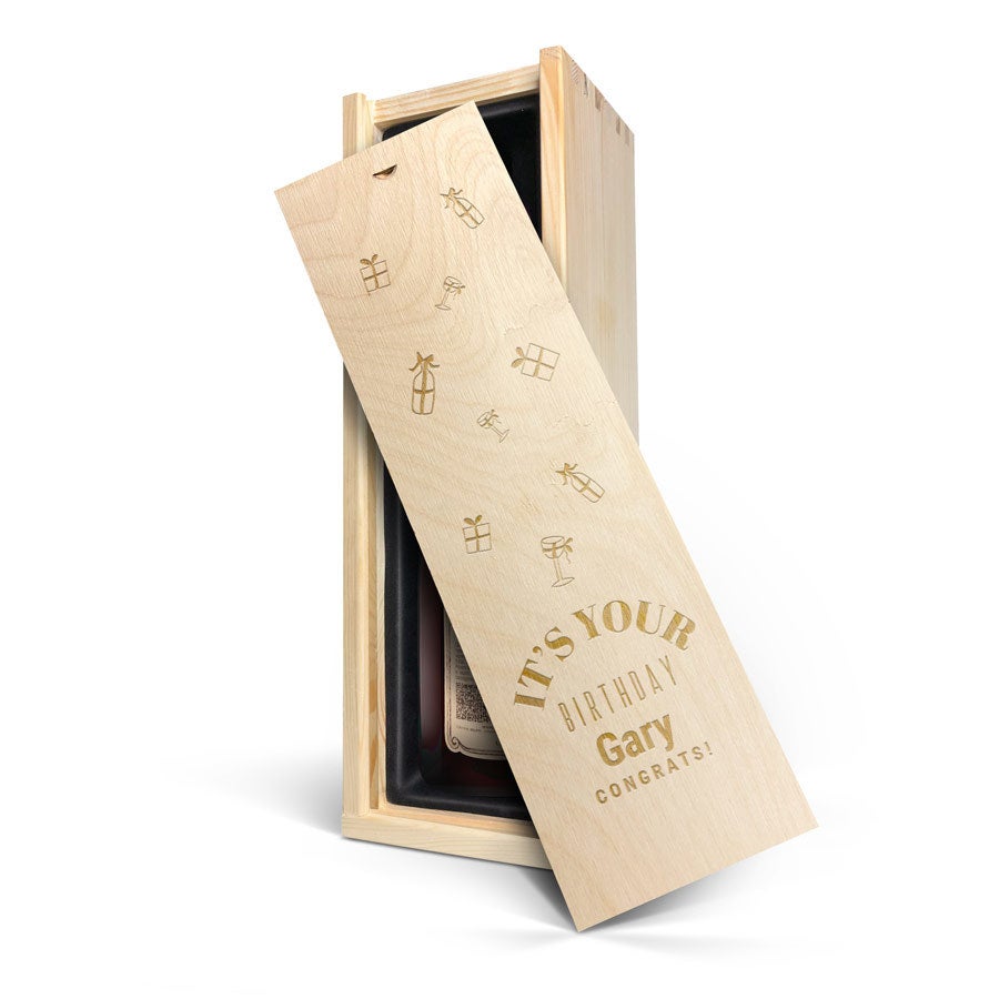 Personalised wine gift - Farina Amarone della Valpolicella - Engraved wooden case