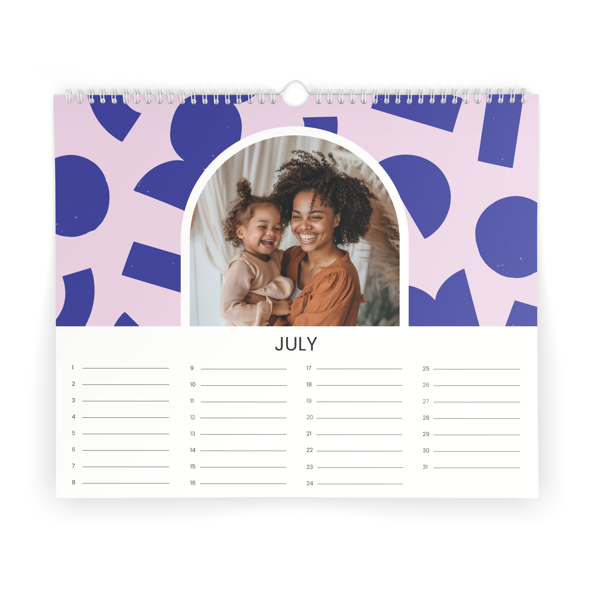 Calendario de cumpleaños con una foto personalizada de una madre y su hija sonriendo, con el texto "JULY" impreso en el centro.