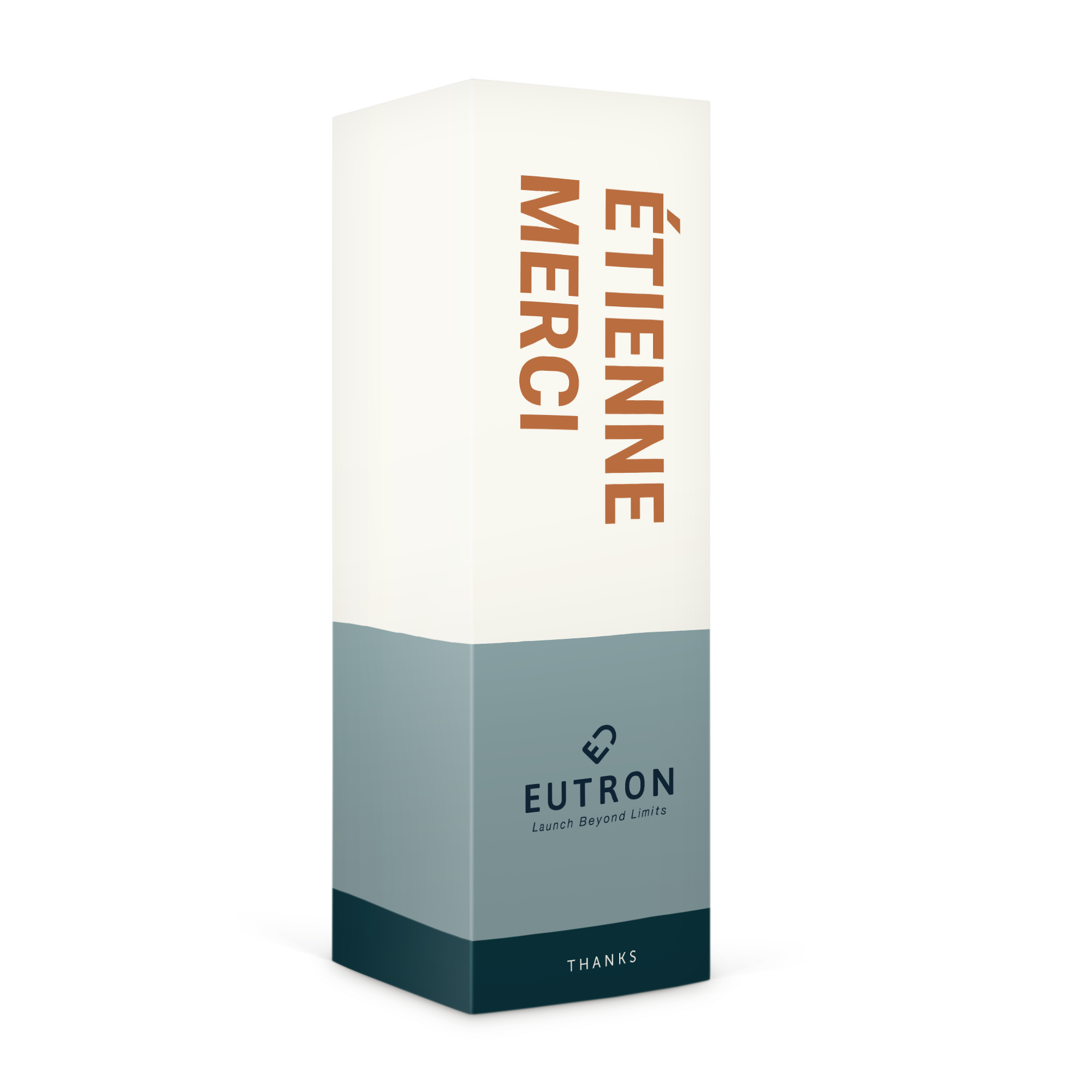 Tour de bonbons réglisse personnalisée, imprimée avec le texte "Étienne Merci" et "Eutron Thanks"