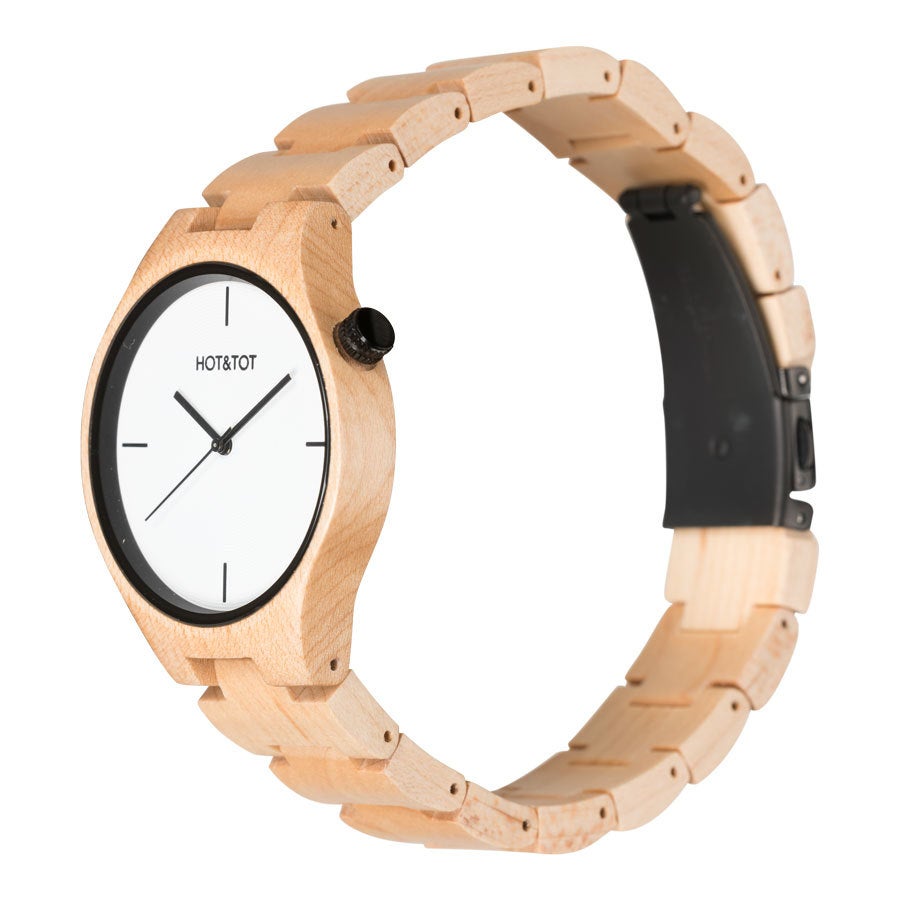 Houten horloge graveren 