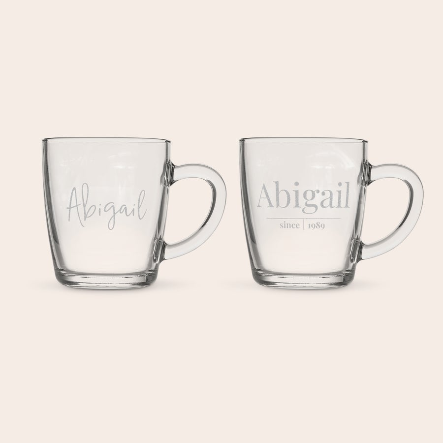 Tazza da tè - Vetro Tazza in vetro personalizzata con incisione del nome Abigail e l'anno 1980