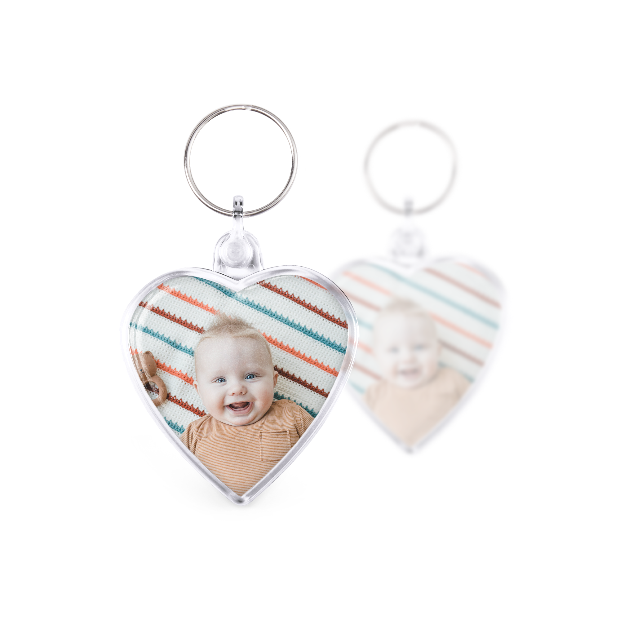 Personlig hjerteformet nøglering med et babyfoto trykt på begge sider, perfekt til dine kære