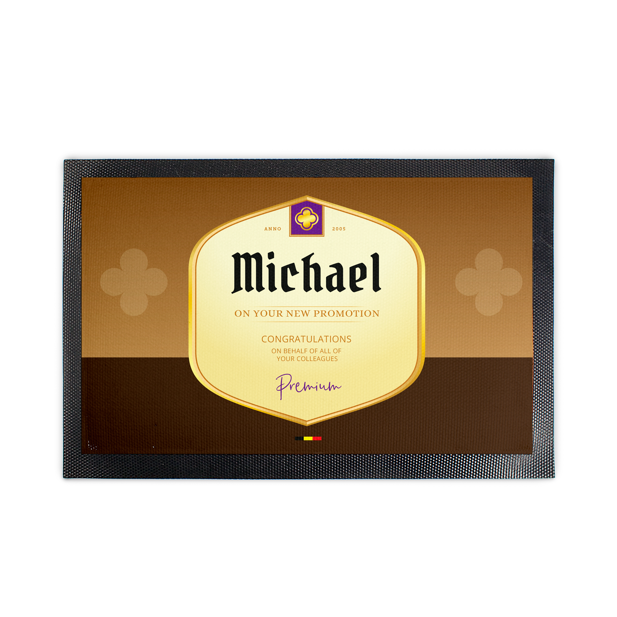Protišmyková gumová podložka s menom Michael a textom "On your new promotion", potlačená ako darček