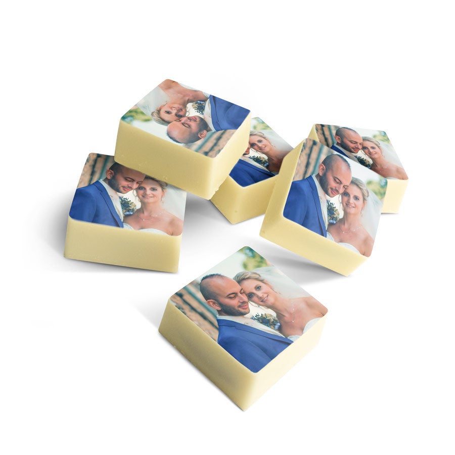 Chocolate pralines - Square - set of 15