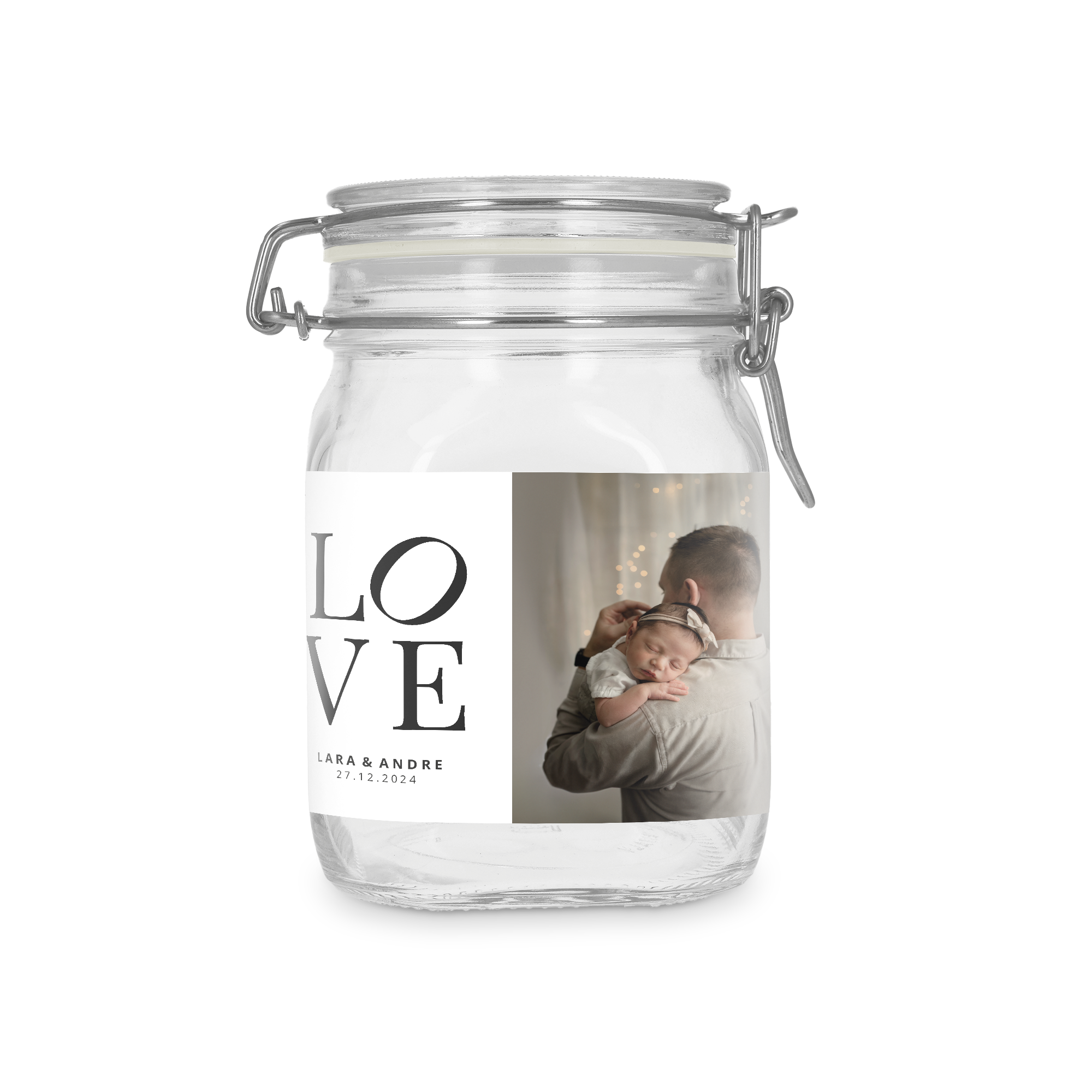 Glasgefäß mit Deckel 1L, personalisiert mit Foto eines Mannes mit Baby, Text LOVE und Namen LARA & ANDRE mit Datum 27.12.2024