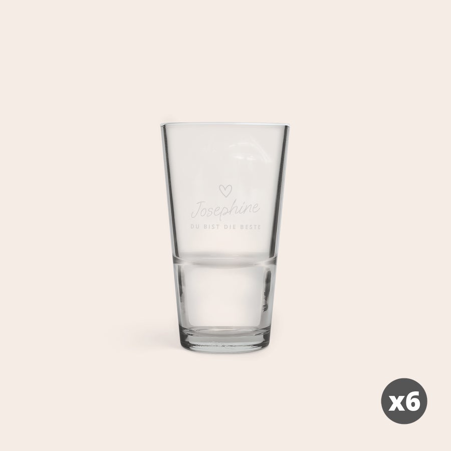 Halbes Bierglas mit Gravur Personalisiertes Halbpintglas, graviert mit dem Namen "Josephine" und "DU BIST DIE BESTE" mit einem kleinen Herz