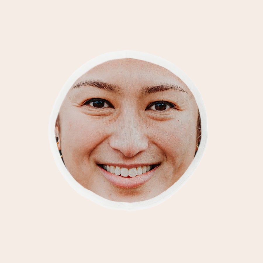 ItsieMe - pupu ItsieMe-karhun irrotettava pää, johon on painettu kuva hymyilevistä kasvoista. Täydennä ItsieMe-kokoelmaasi.