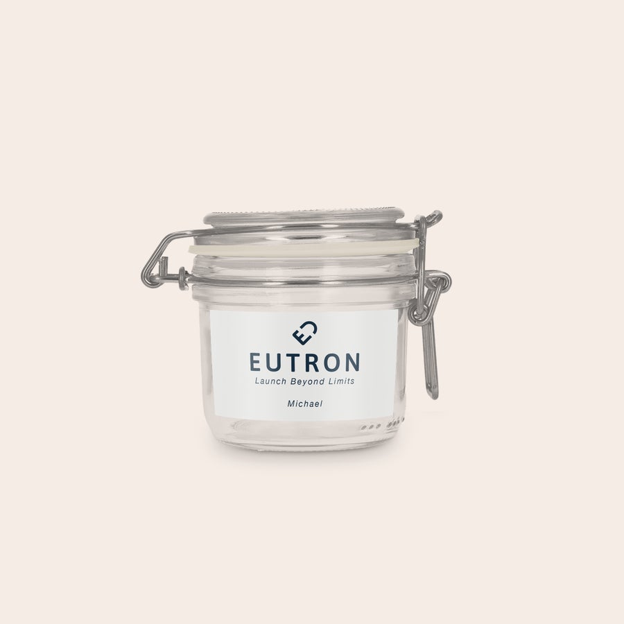 Barattolo di vetro con coperchio - personalizzato Barattolo in vetro con coperchio da 200 ml, personalizzato con etichetta stampata con logo EUTRON e nome Michael