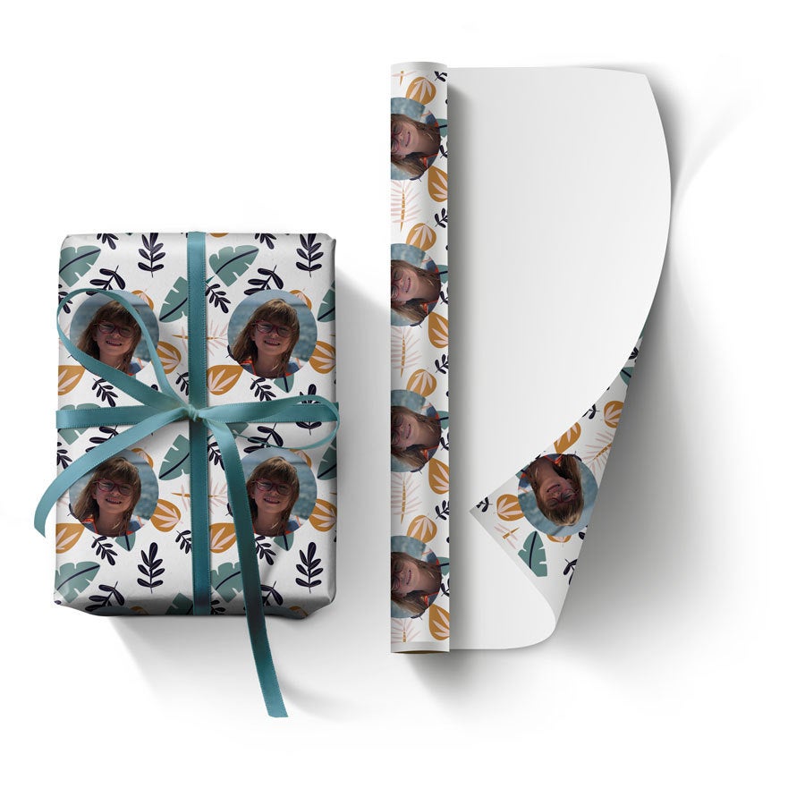 Hur Sorteras Presentpapper Presentpapper med eget foto och namn | YourSurprise