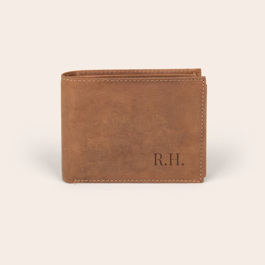 Personalised leather wallet & belt gift set Personalised leather wallet & belt gift set