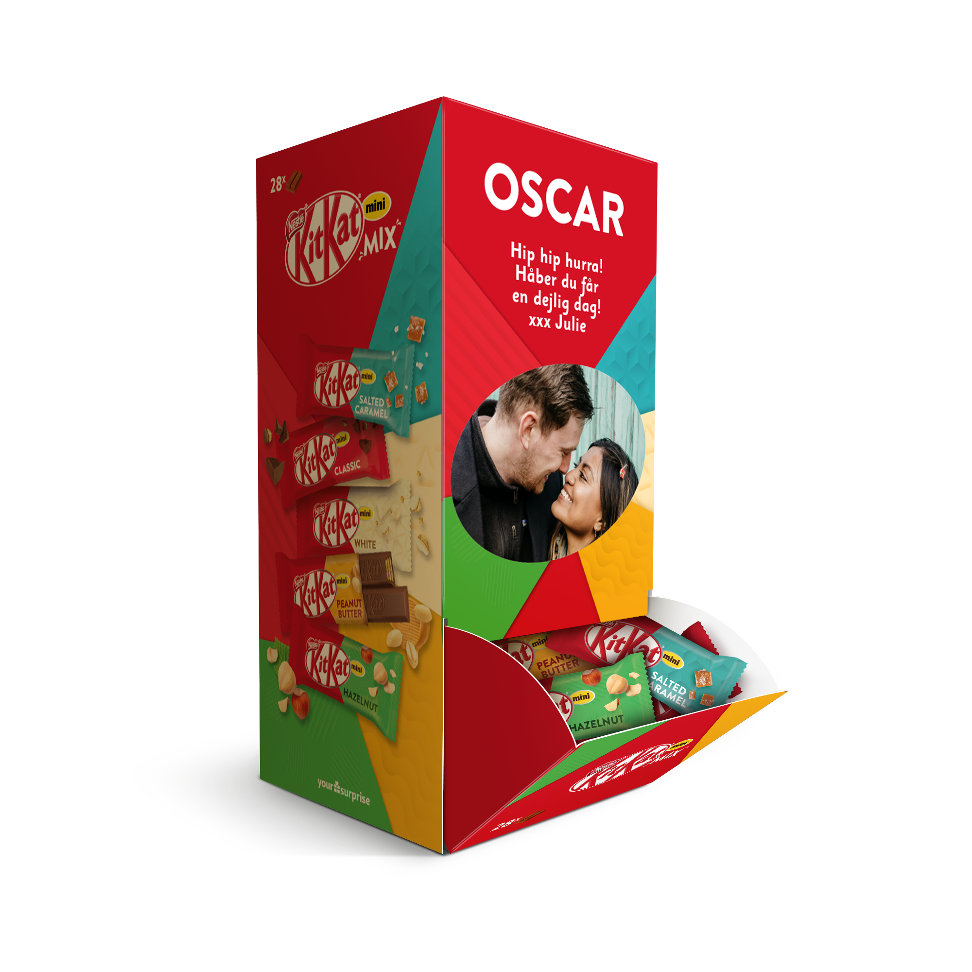 Personlig KitKat Mini Mix-gaveæske med navn Oscar, hilsen og eget foto, perfekt til at overraske dine kære.