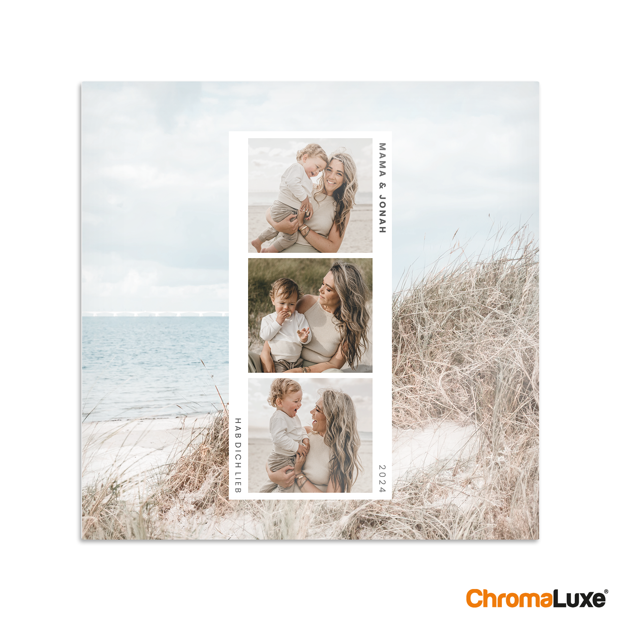 Personalisierte Fototafel mit drei Bildern von Mutter und Kind und dem Text "MAMA & JONAH" "HAB DICH LIEB" und "2024" als Fotogeschenk bedruckt