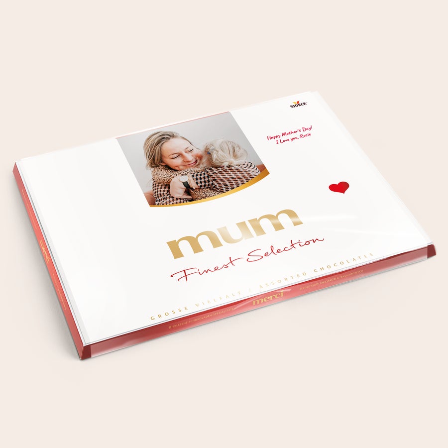Personlig Merci-sjokolade i gaveeske med gratulasjonskort Merci sjokoladeeske med et personlig trykt bilde og Happy Mother's Day-hilsen