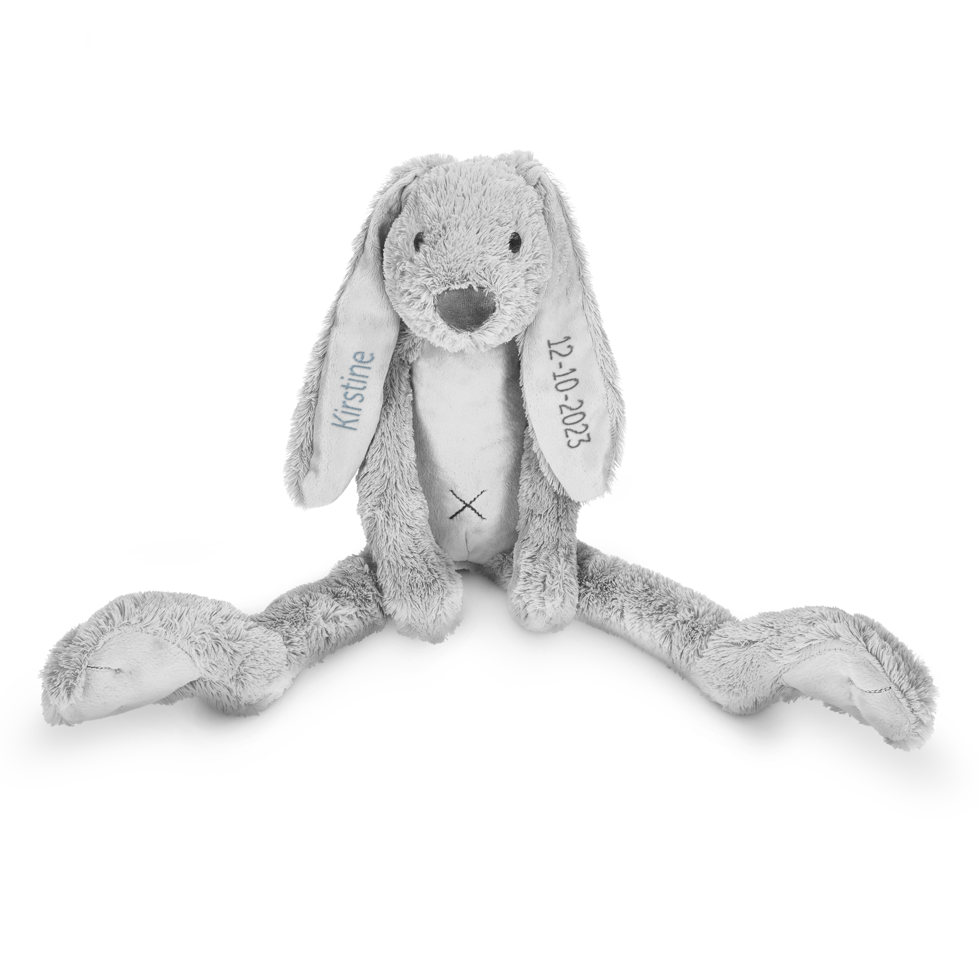 Blød grå kanin bamse med navn "Kirstine" og dato "12-10-2023" broderet på ørene