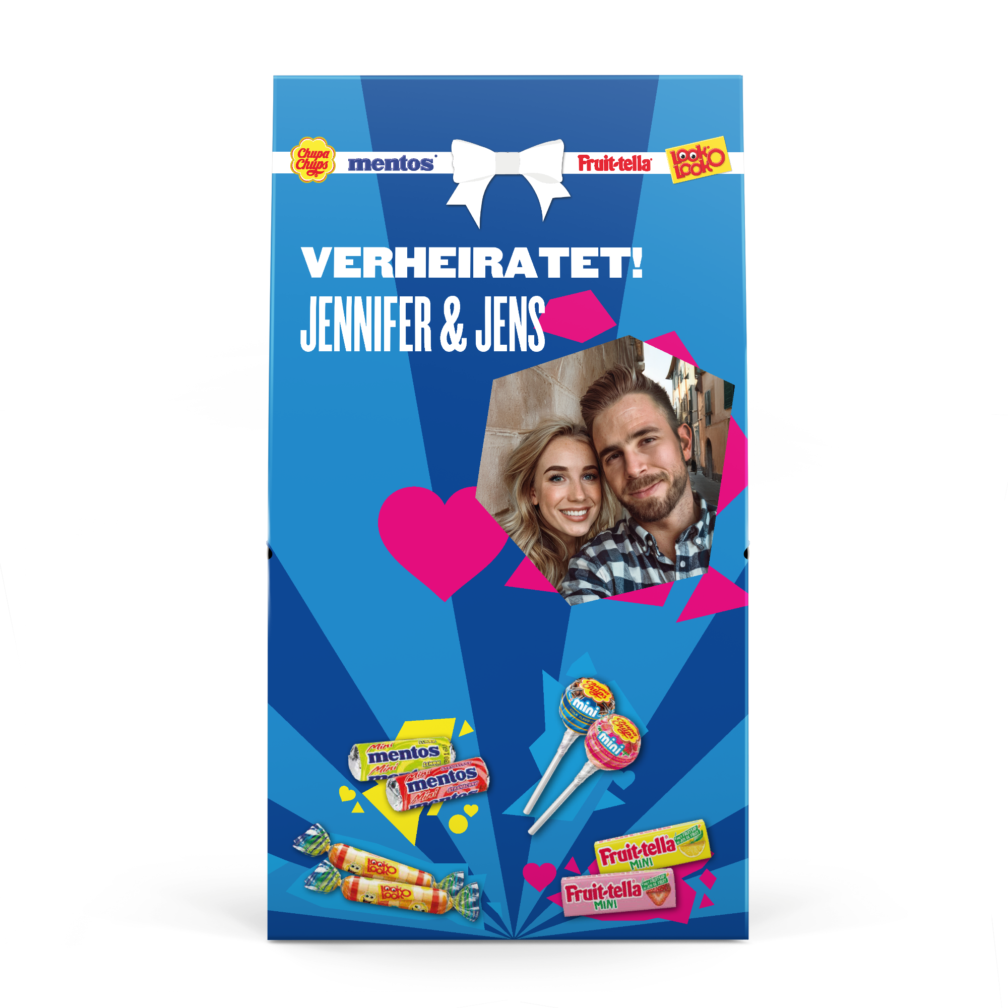 Personalisierte Fruit-tella-Bonbonmischung mit Foto von Jennifer und Jens und dem Text "VERHEIRATET!"