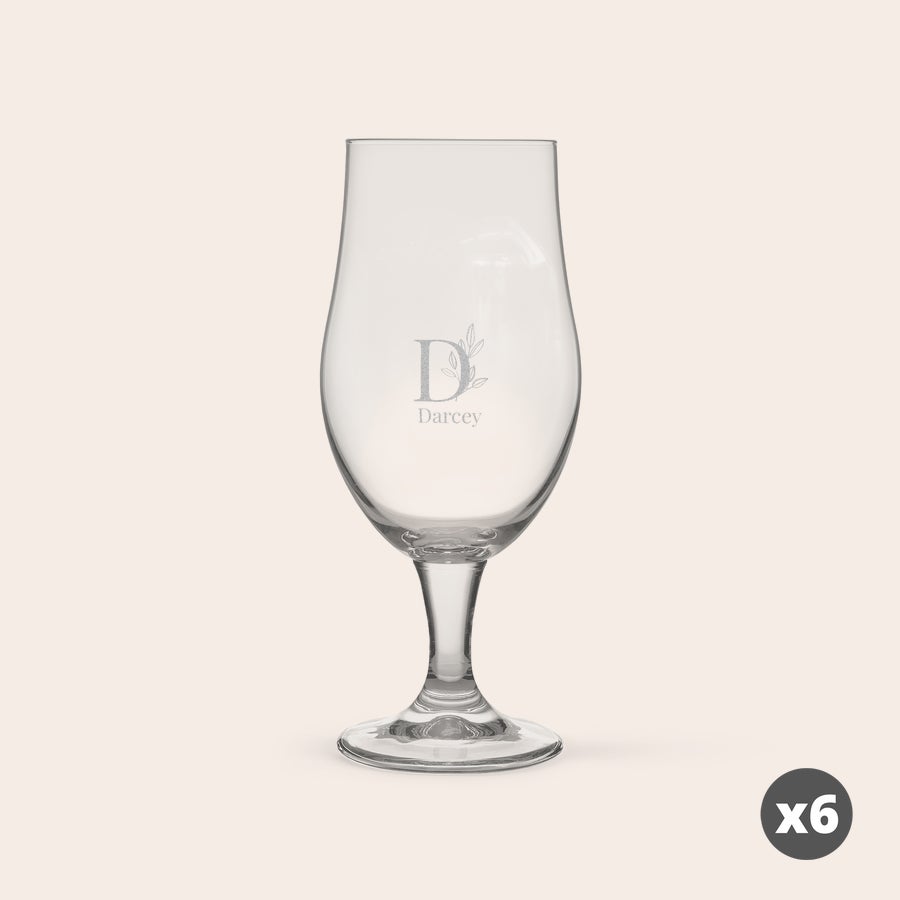 Copo de cerveja artesanal personalizado Copo de cerveja artesanal azul escuro personalizado com a letra D e nome Darcey gravados a laser