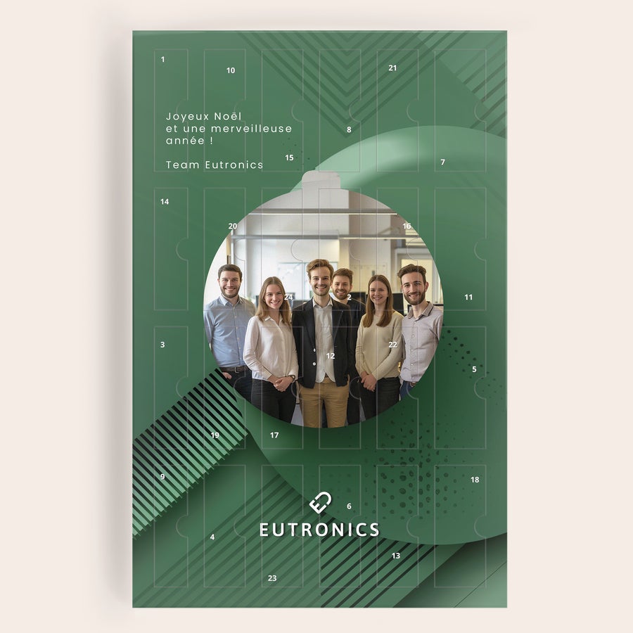 Calendrier de dégustation d'alcool Calendrier de l'Avent personnalisé vert imprimé avec Joyeux Noël, Team Eutronics et une photo d'équipe pour surprendre avec une délicieuse boisson