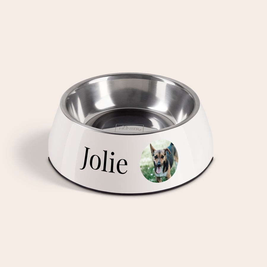Gamelle pour chien Gamelle personnalisée pour chien, avec le nom Jolie et la photo d'un chien imprimés sur le côté.